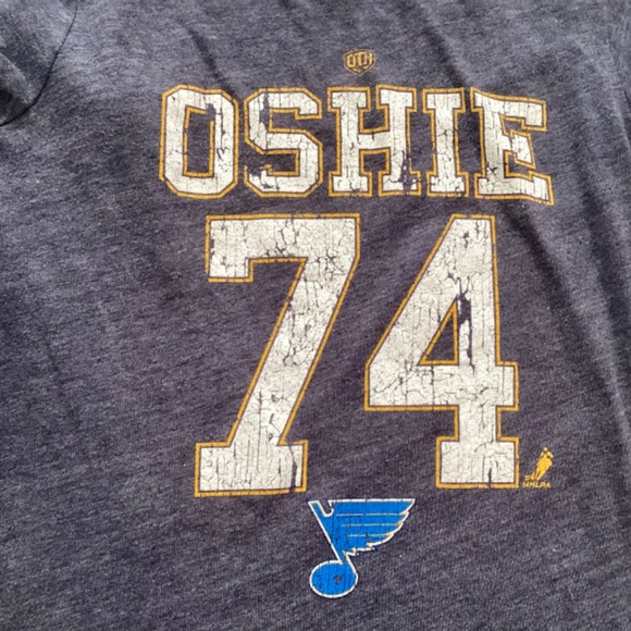 2 TJ OSHIE T-shirt’s Bundle NHL St. Louis Blues - Picture 8 of 8